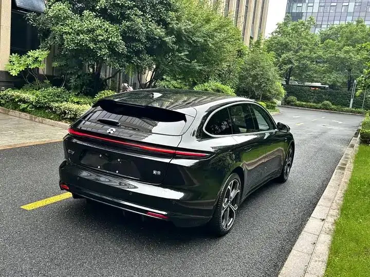 NIO ET5T 2025 75kWh Touring 7