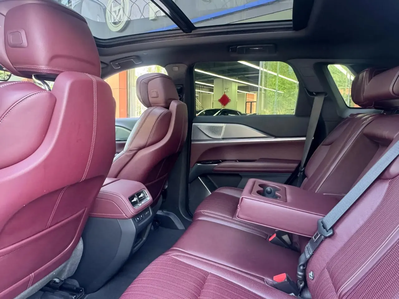 Cadillac 2025 XT5 48V 2.0T Platinum Automatic Gear 5