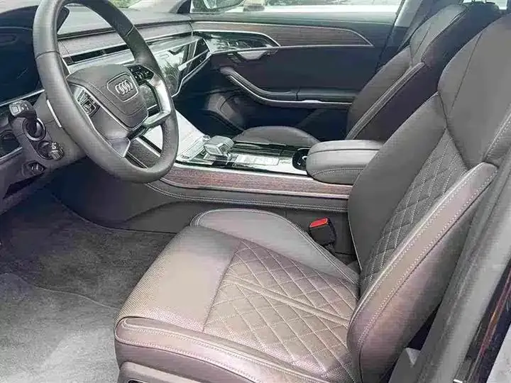 Audi A8 2024 model A8L 55 TFSI quattro flagship version 13