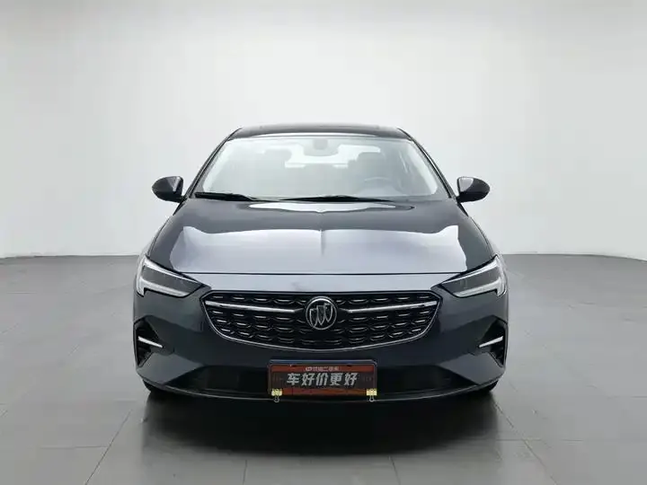 Regal 2020 552T Elite 3