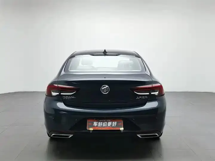 Regal 2020 552T Elite 4