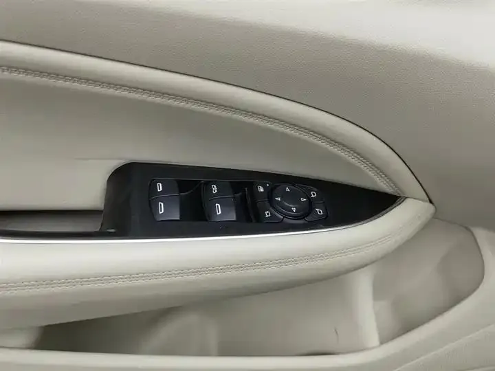 Regal 2020 552T Elite 9