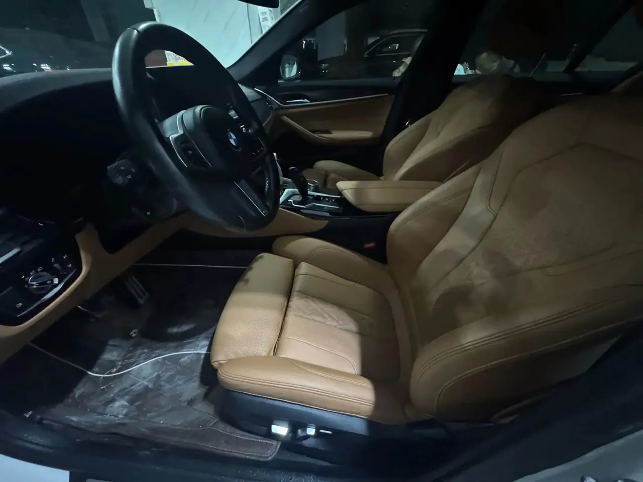 BMW 5 Series (Imported) 2022 to 2 525i M Sports Suit 5