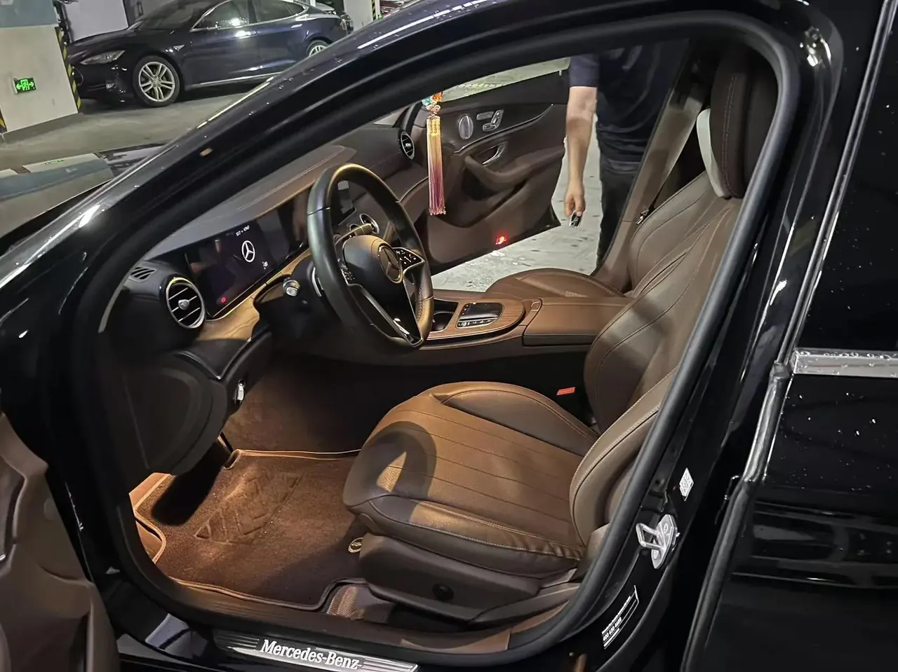 Mercedes Benz E-Class 2021 E 300 L Luxury Model 3