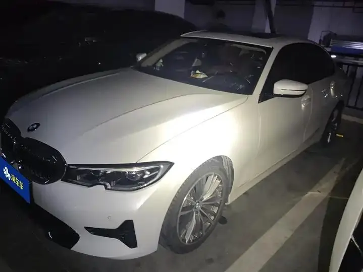 BMW 3 Series 2021 Modified 320i Sports Suit - View 1