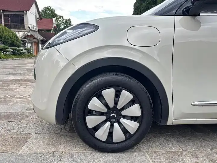 WuLing Plantronics 2024 410km LingBox Premium 5