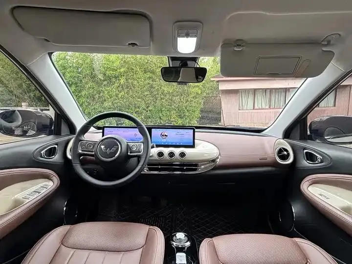 WuLing Plantronics 2024 410km LingBox Premium 8