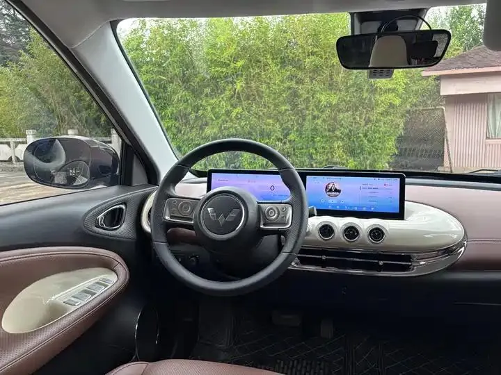 WuLing Plantronics 2024 410km LingBox Premium 9