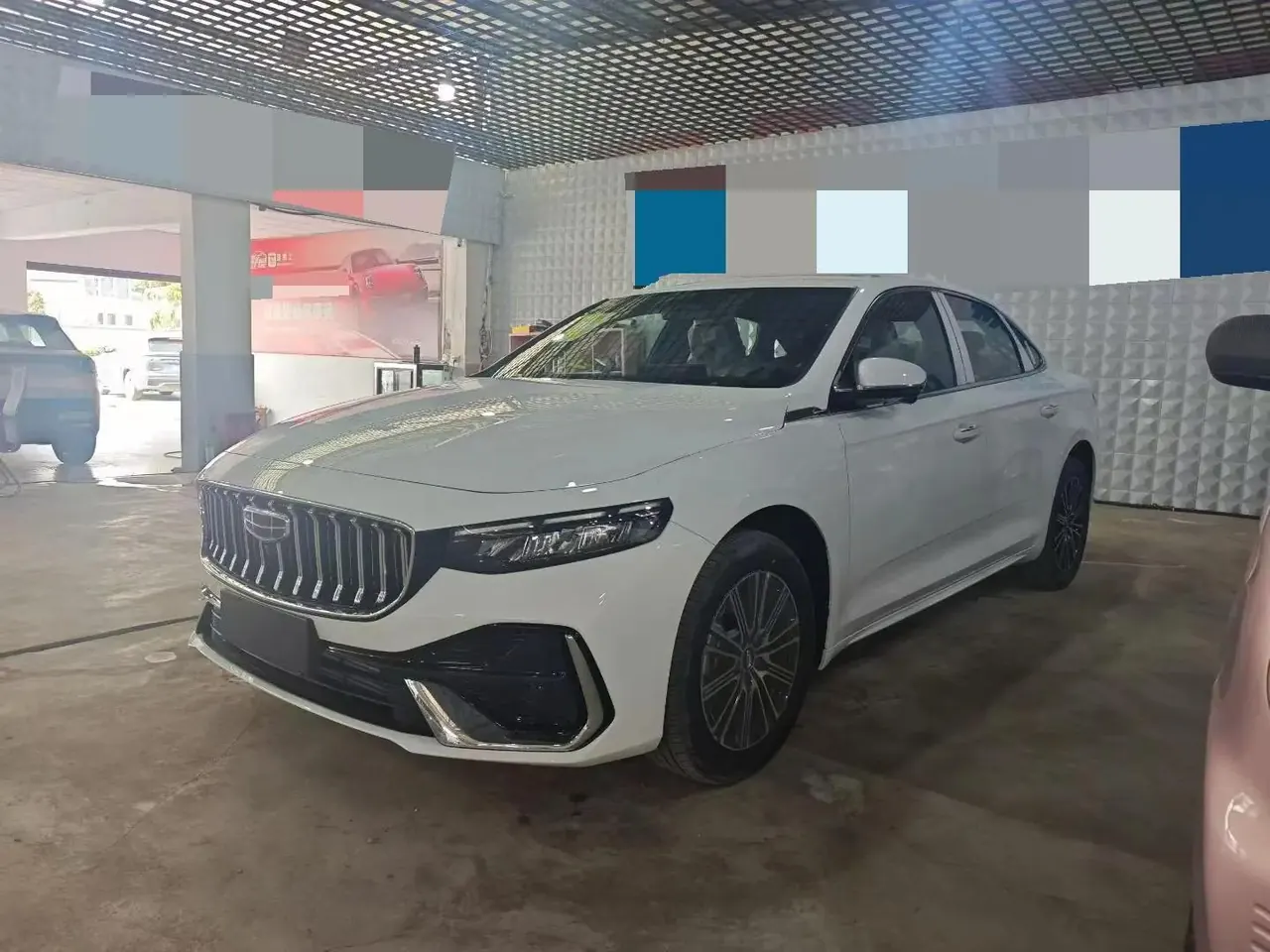 Geely Galaxy 2025 xingyao 6 EM-i 1.5 125km sailing version automatic gear - View 1