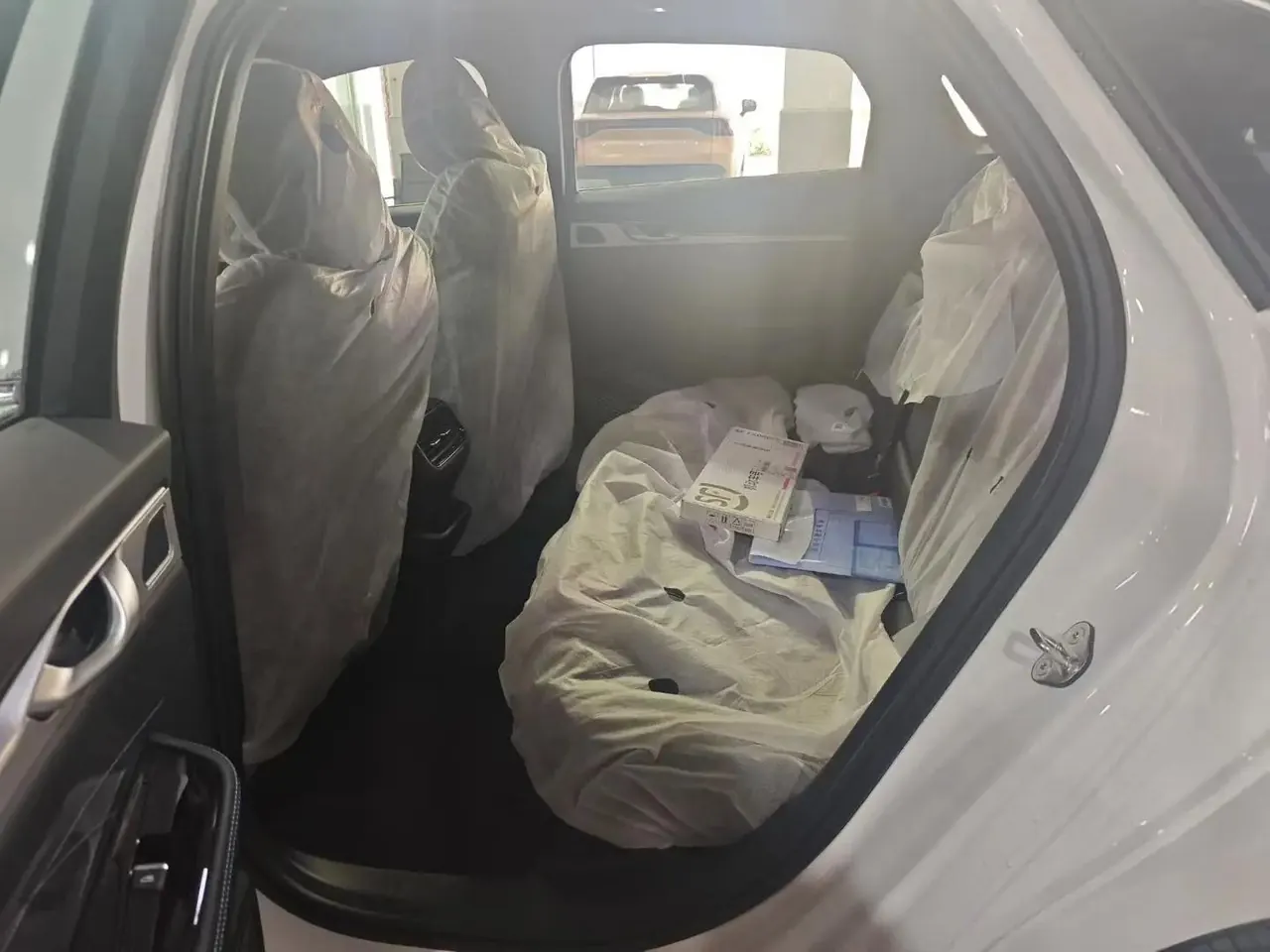 Geely Galaxy 2025 xingyao 6 EM-i 1.5 125km sailing version automatic gear 5
