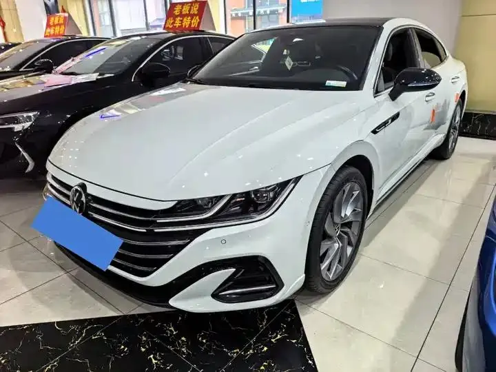 Открыть галерею: FAW-Volkswagen CC 2021 model 380TSI Striking Edition