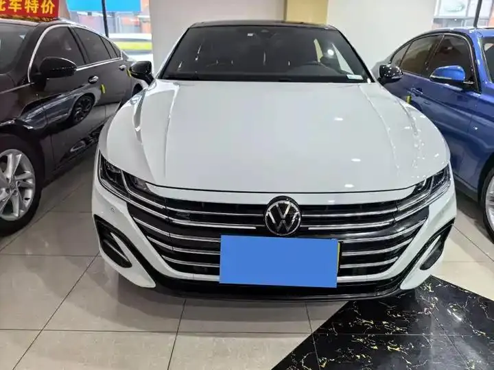 FAW-Volkswagen CC 2021 model 380TSI Striking Edition 2