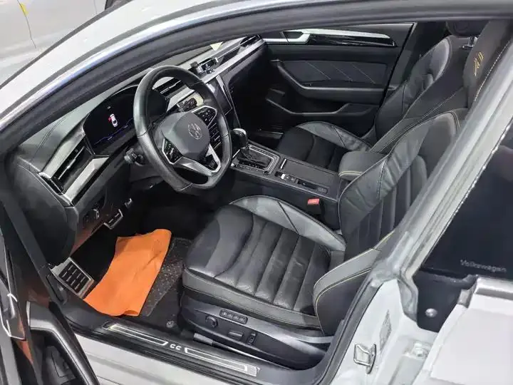 FAW-Volkswagen CC 2021 model 380TSI Striking Edition 5