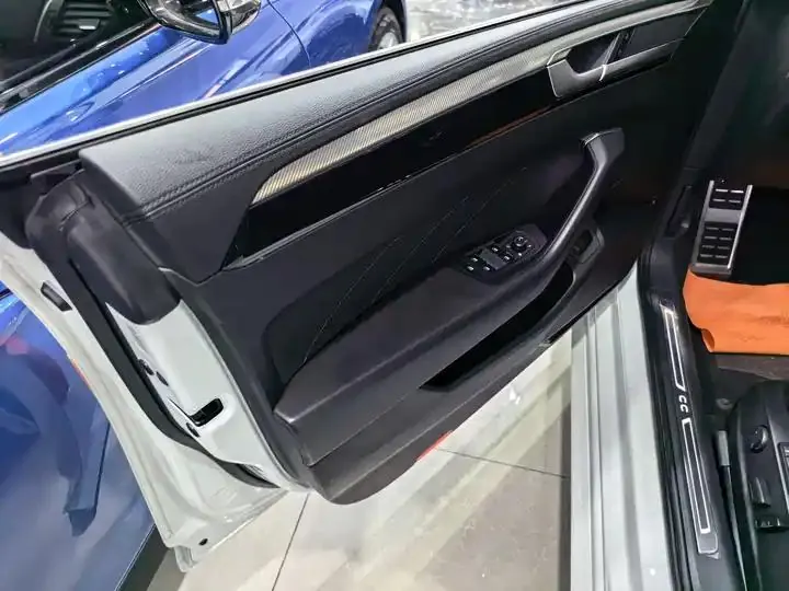 FAW-Volkswagen CC 2021 model 380TSI Striking Edition 6