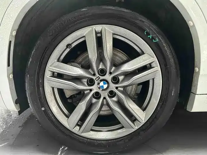 BMW X2 2023 sDrive25i M Sports Night Edition 3