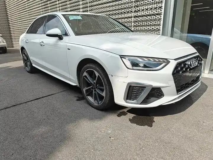 Audi A4L 2024 40 TFSI Fashion Dynamic 4