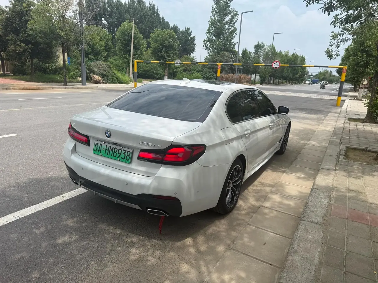 BMW 5 New Energy 2021 535Le Deluxe Suit 9