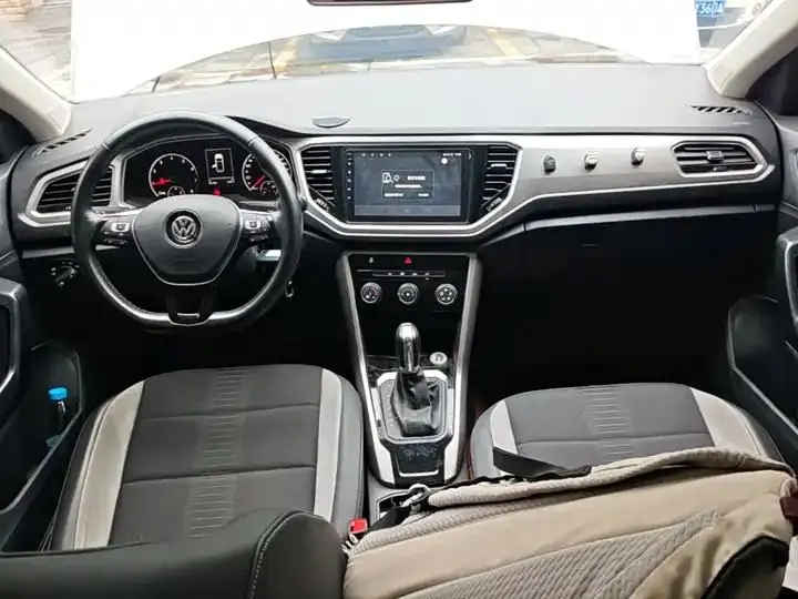 T-ROC Tange 2020 280TSI DSG Two-Drive Elite Model 10