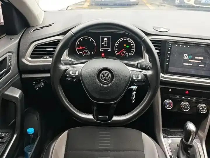 T-ROC Tange 2020 280TSI DSG Two-Drive Elite Model 11