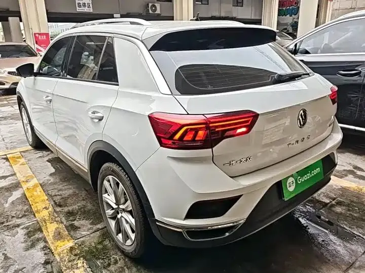 T-ROC Tange 2020 280TSI DSG Two-Drive Elite Model 5