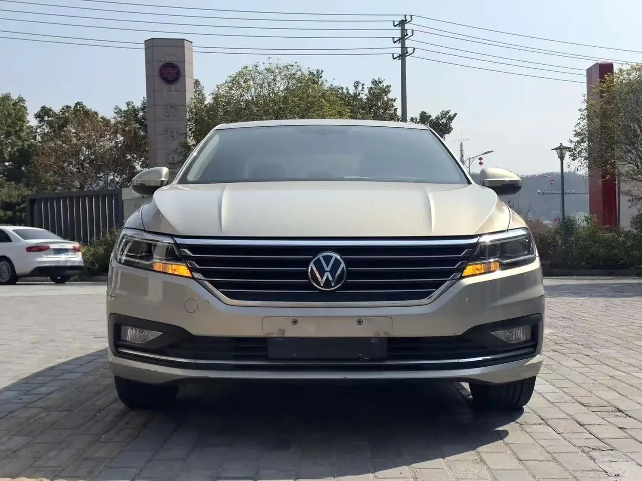 Langyi 2021 1.5L Automatic Vision Edition 2
