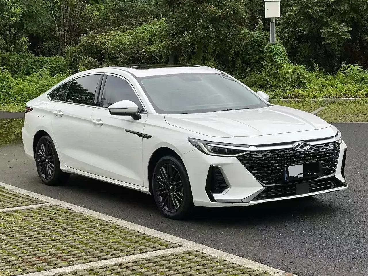 Arrizo 8 2024 1.6T DCT Excellence Edition 2
