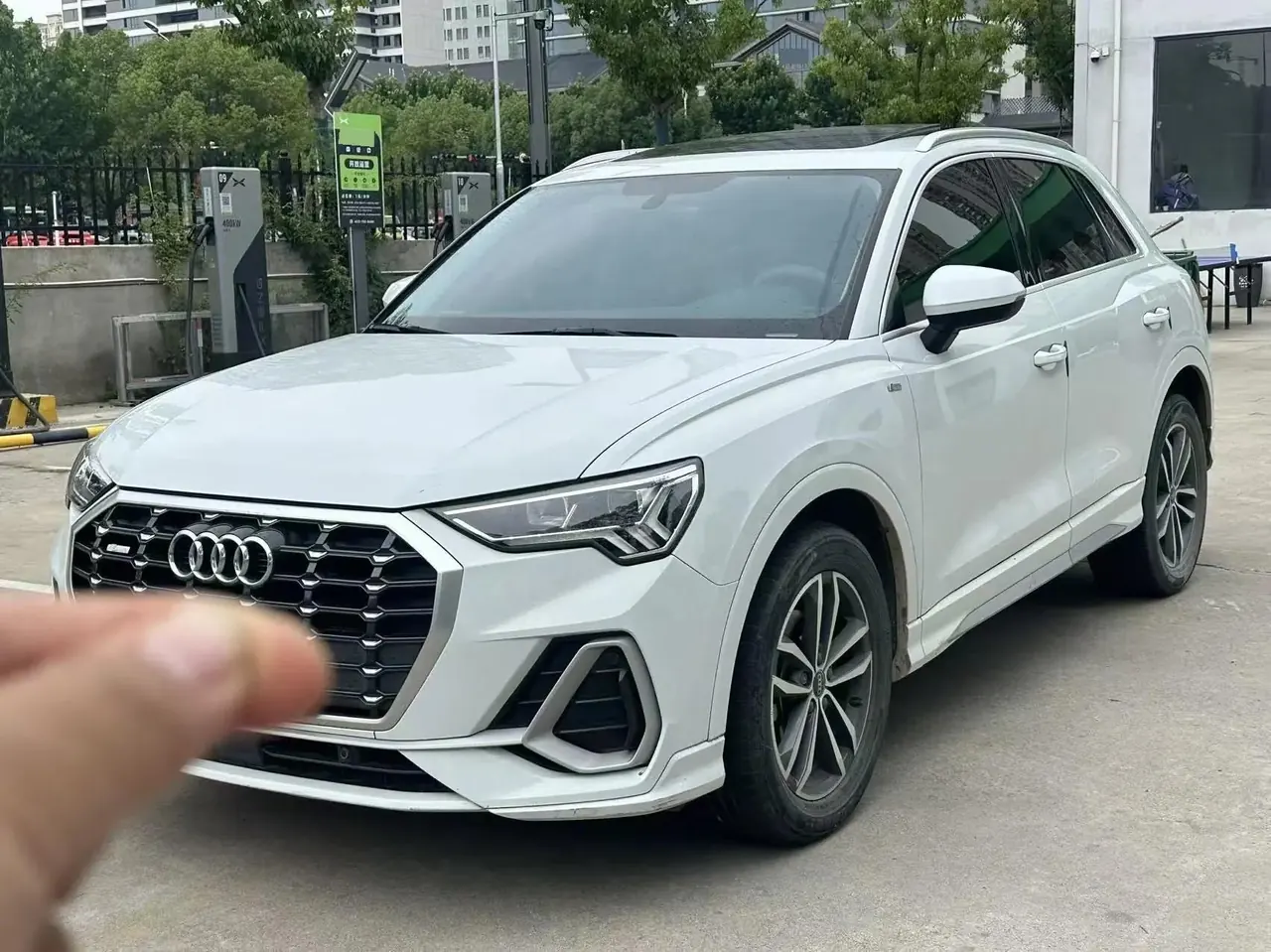 Audi Q3 2021 35 TFSI Enjoys Life Edition - View 1