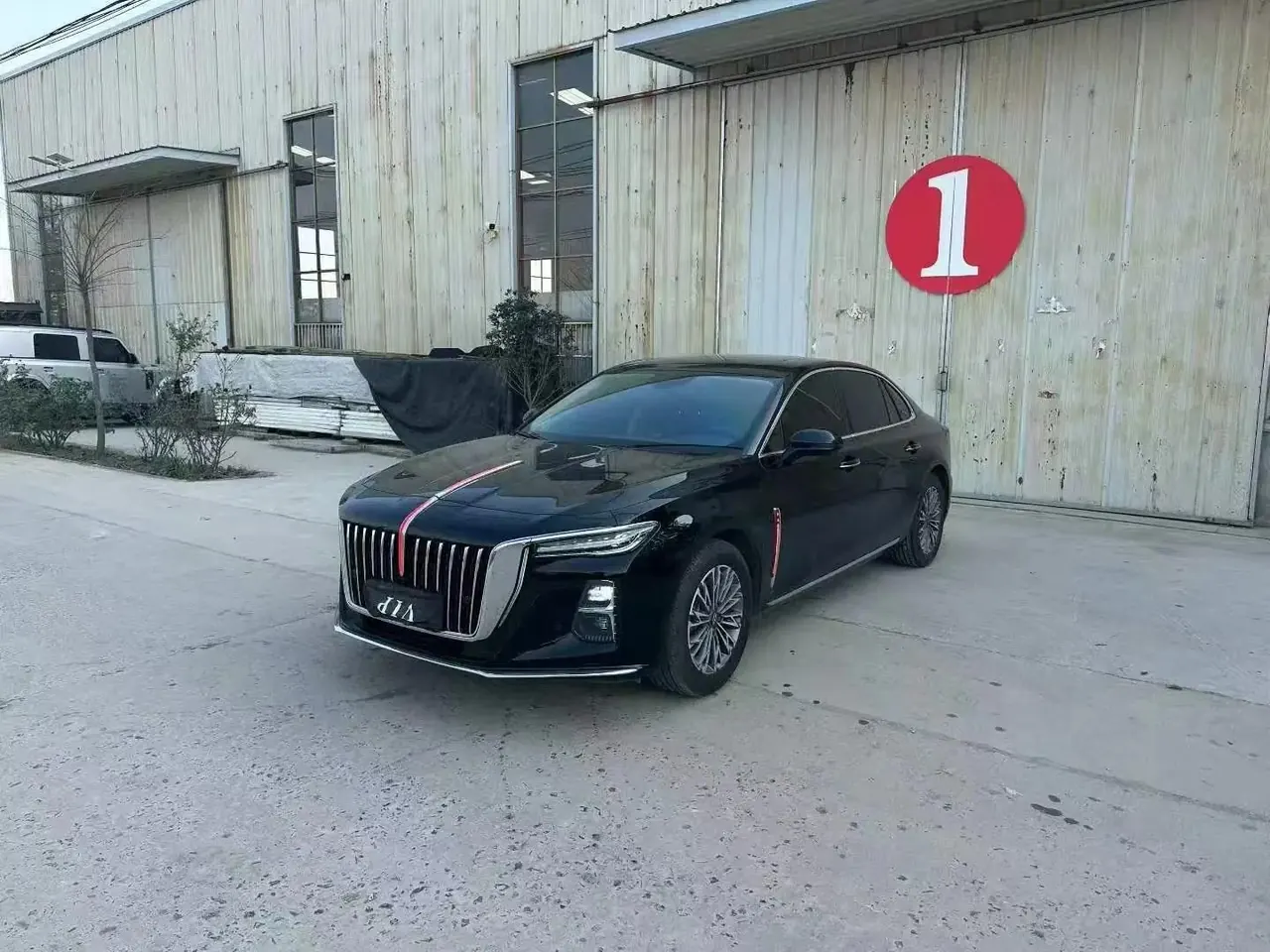 HongQi H5 Classic 2022 Classic Change 1.5T DCT Flag Rhyme Edition - View 1