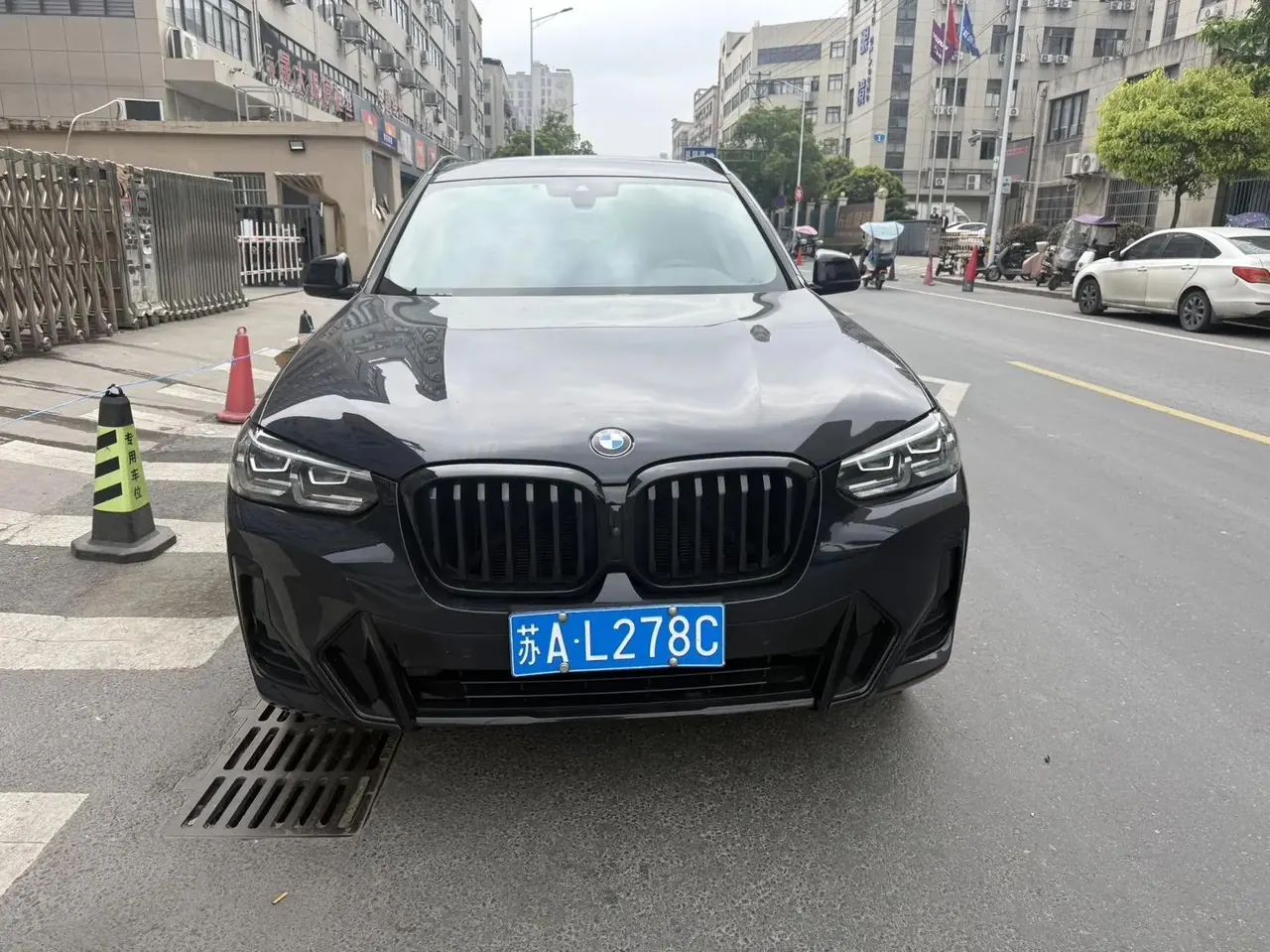 BMW 2023 X3 xDrive30i 2.0T Advanced Model M Night Sky Package Automatic 3