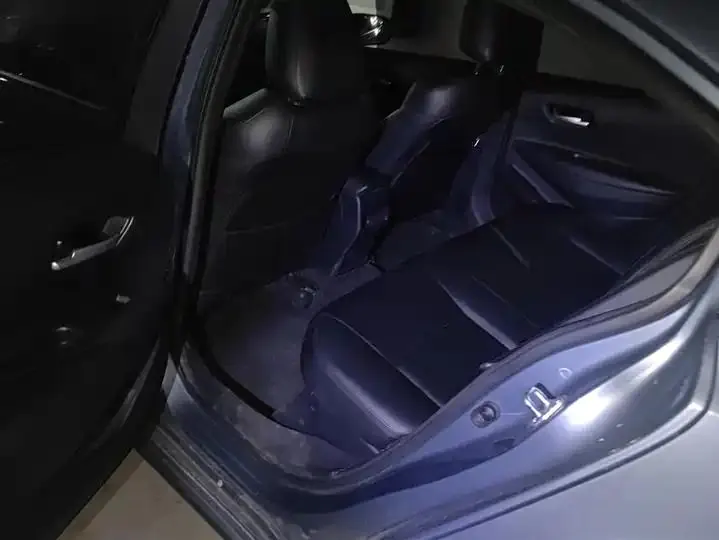 Corolla 2022 Double Engine 1.8L E-CVT Pioneer Edition 11