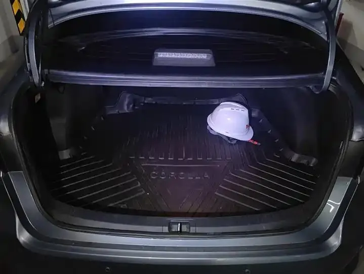 Corolla 2022 Double Engine 1.8L E-CVT Pioneer Edition 4