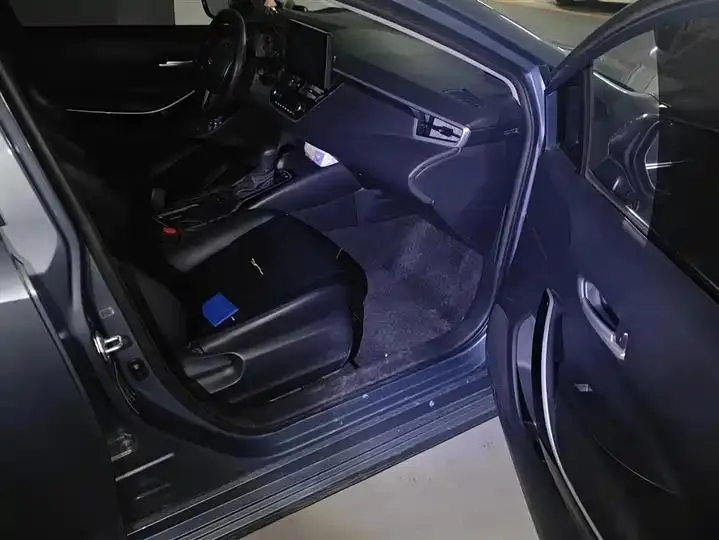 Corolla 2022 Double Engine 1.8L E-CVT Pioneer Edition 8