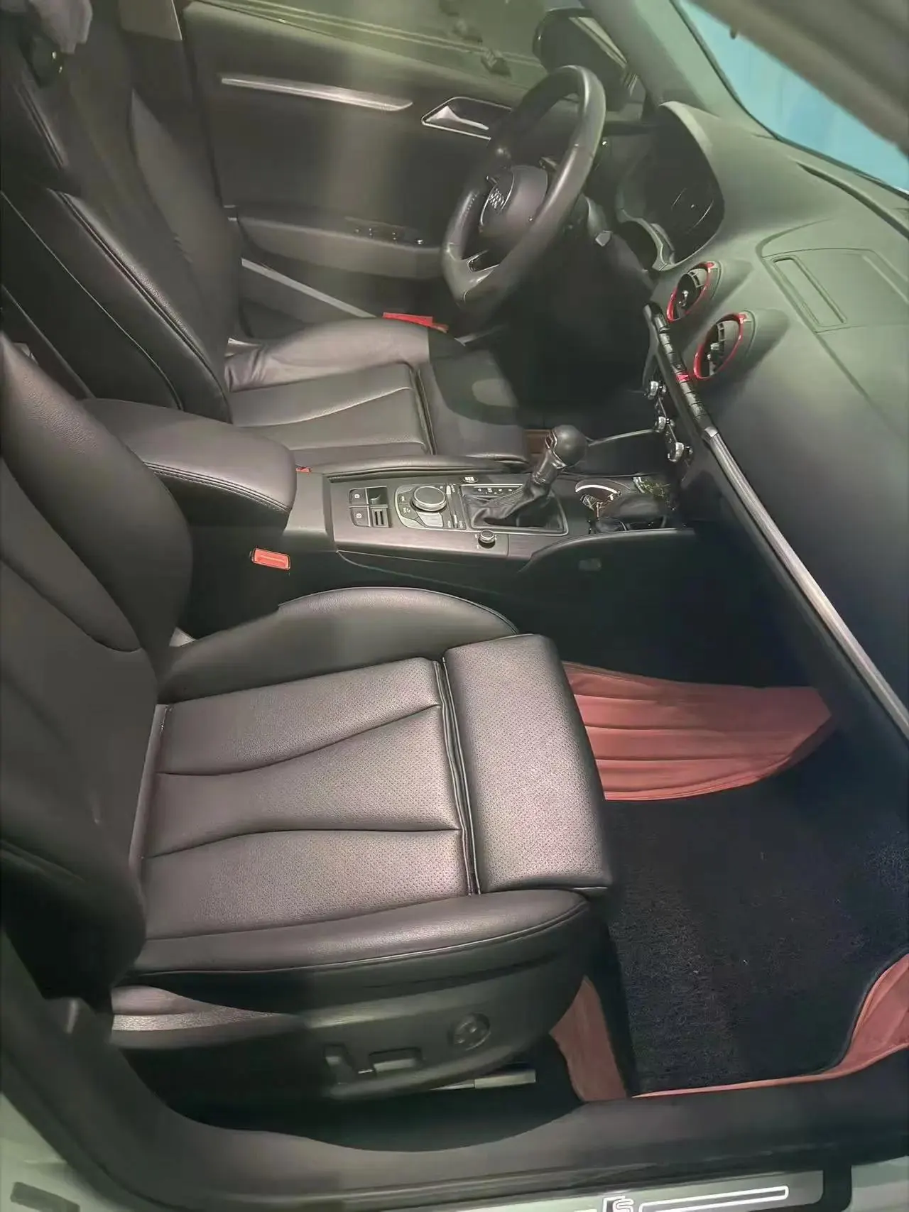 Audi A3 2020 Limousine 35 TFSI Sports Country V 7