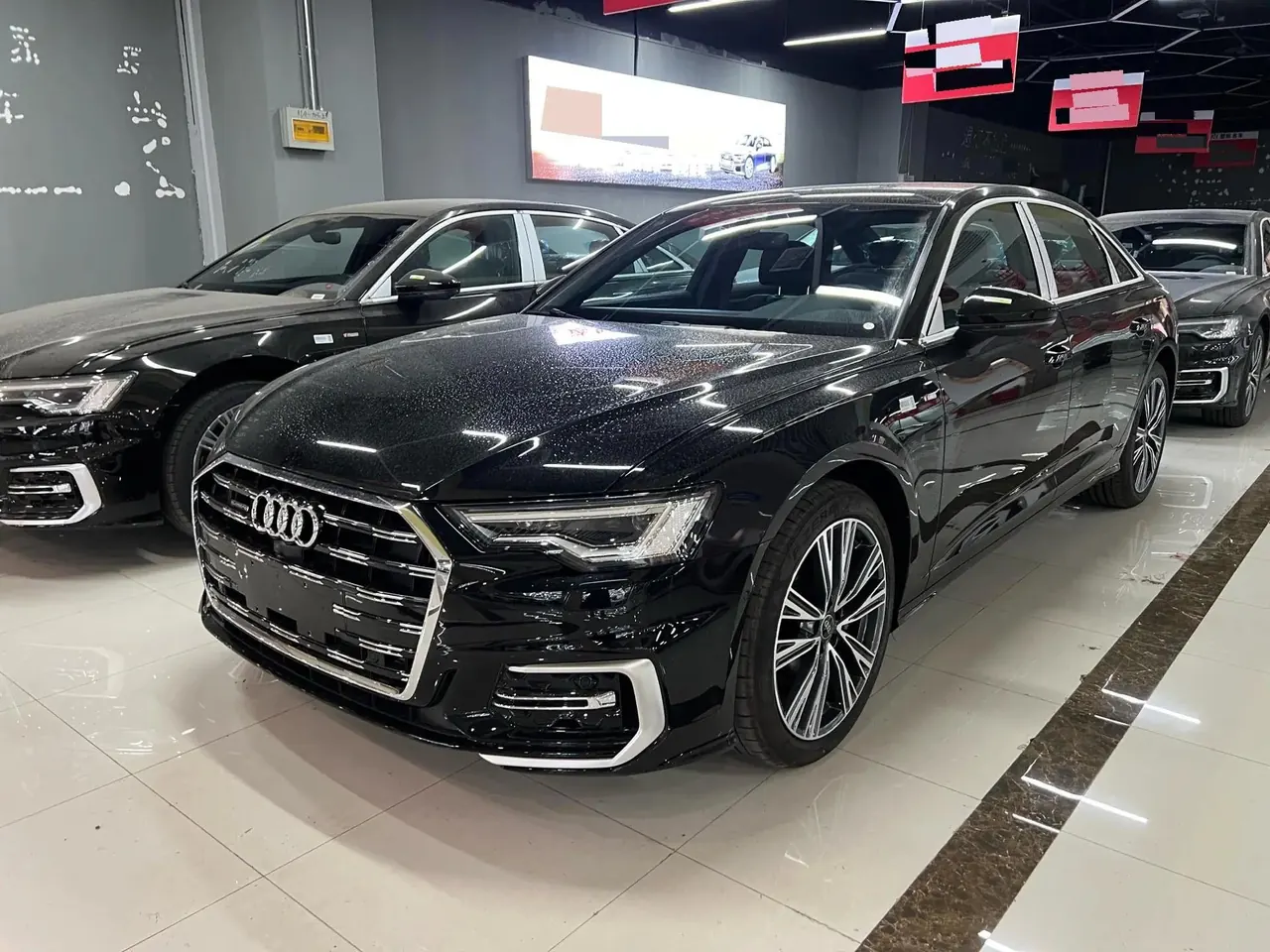 Audi 2026 A6L 2.0TFSI 45TFSI Quattro Selected Dynamic Automatic - View 1