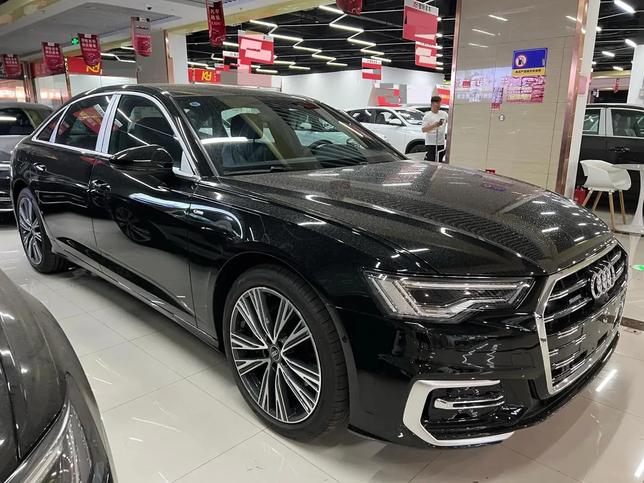 Audi 2026 A6L 2.0TFSI 45TFSI Quattro Selected Dynamic Automatic 3