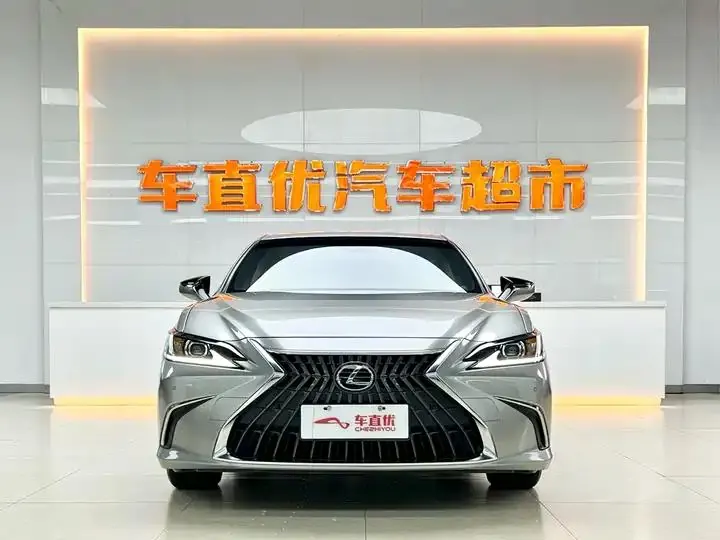 Lexus ES 2023 model 200 Premium Edition 3