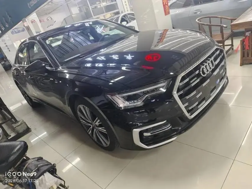 Audi 2025 A6L 2.0TFSI 45TFSI Quattro Selected Dynamic Automatic 3