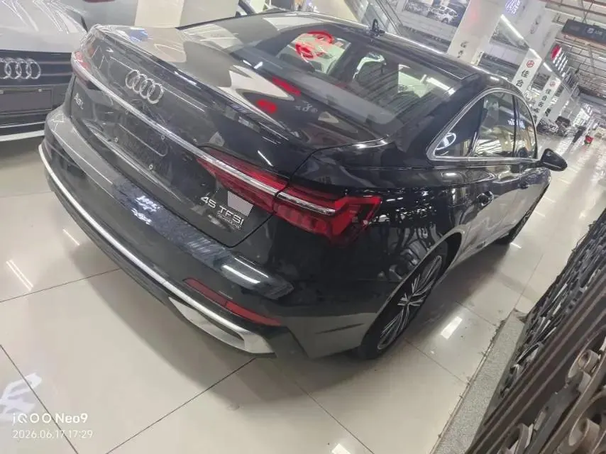 Audi 2025 A6L 2.0TFSI 45TFSI Quattro Selected Dynamic Automatic 4
