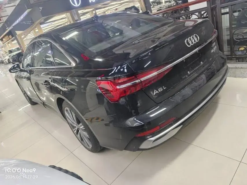 Audi 2025 A6L 2.0TFSI 45TFSI Quattro Selected Dynamic Automatic 6