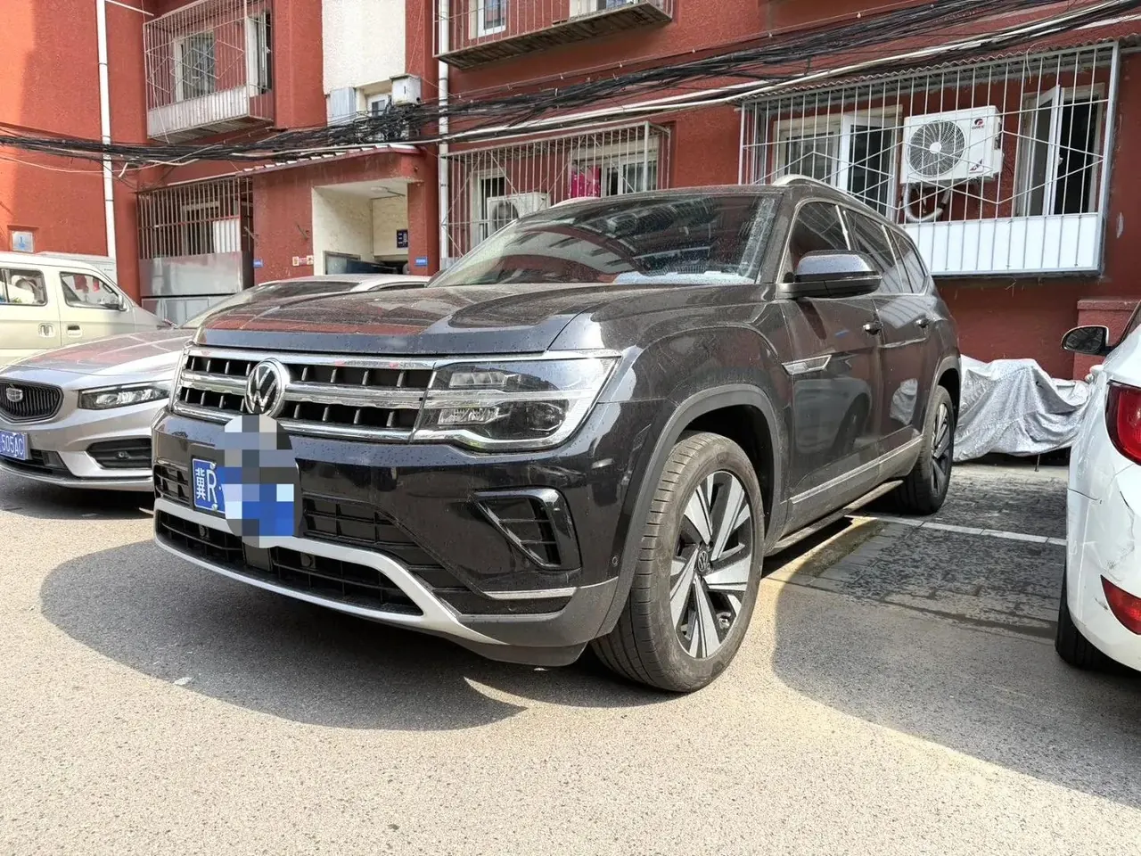 Volkswagen 2024 Tuang 2.0TSI 380TSI 4WD Respect Deluxe Automatic Transmission - View 1