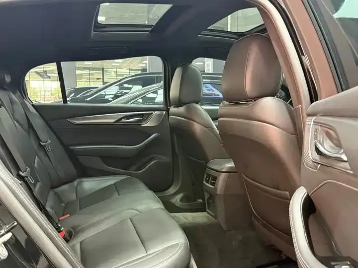 Cadillac CT5 2020 model changed to 28T luxury model 13