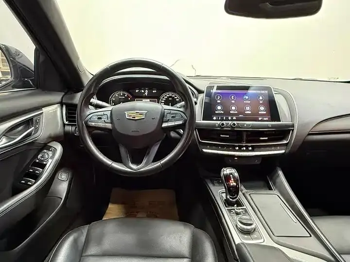 Cadillac CT5 2020 model changed to 28T luxury model 18