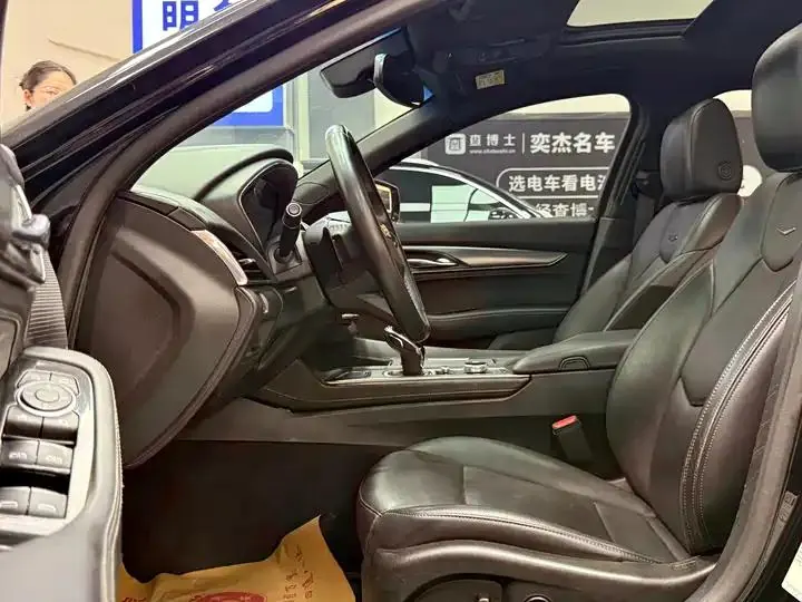 Cadillac CT5 2020 model changed to 28T luxury model 4
