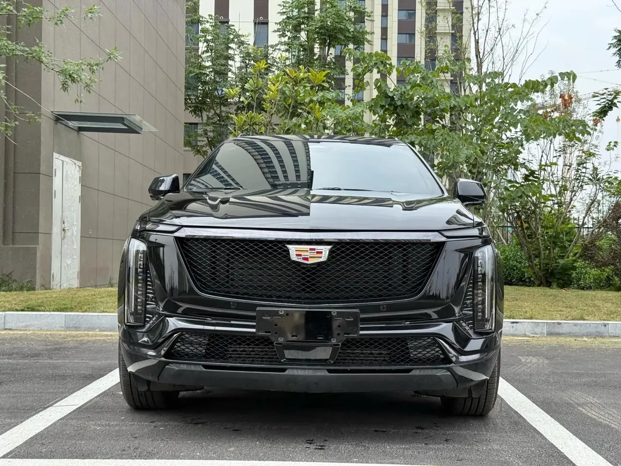 Cadillac XT5 2025 model, 2.0T all-wheel-drive luxury version 2