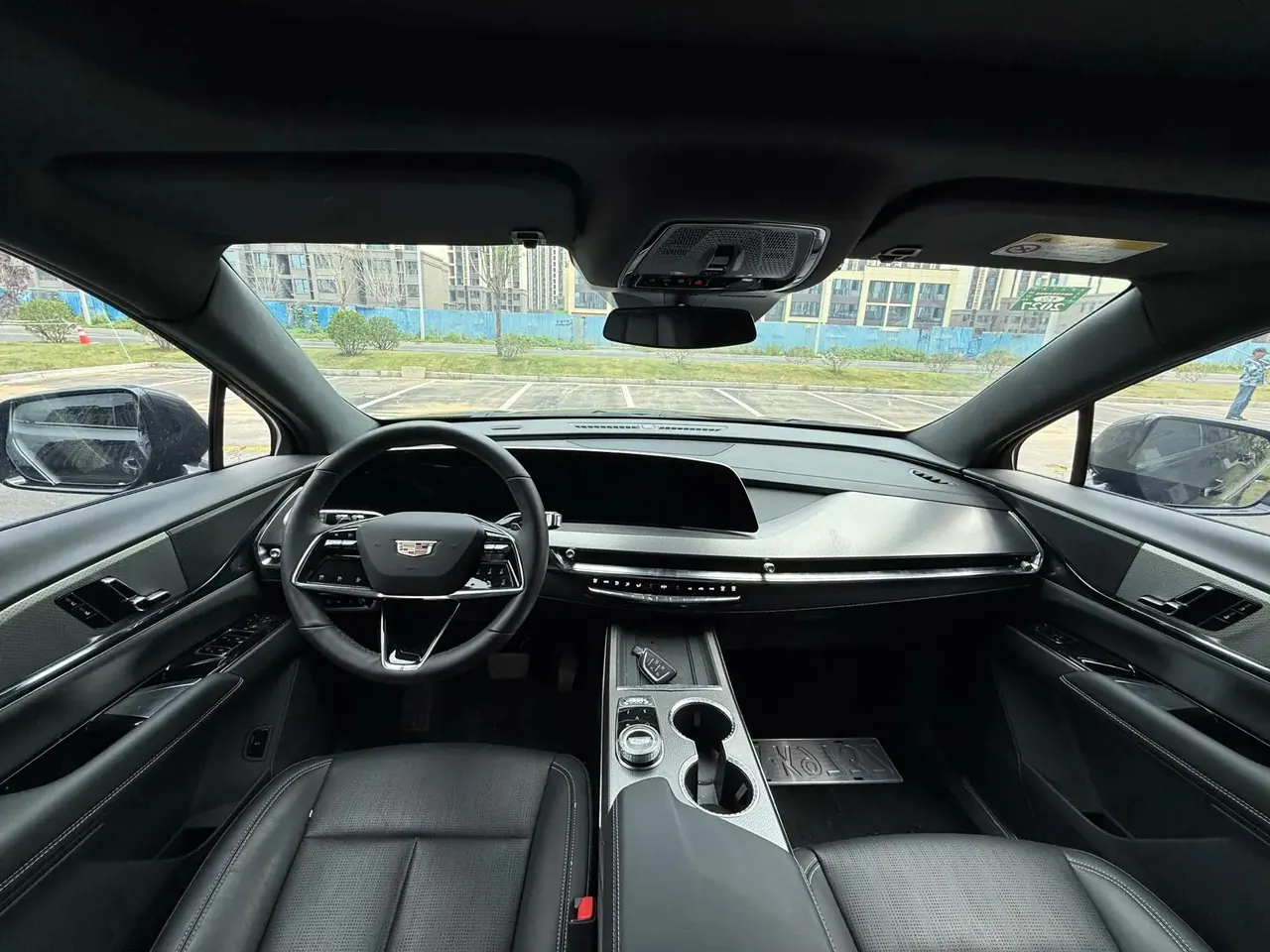 Cadillac XT5 2025 model, 2.0T all-wheel-drive luxury version 5