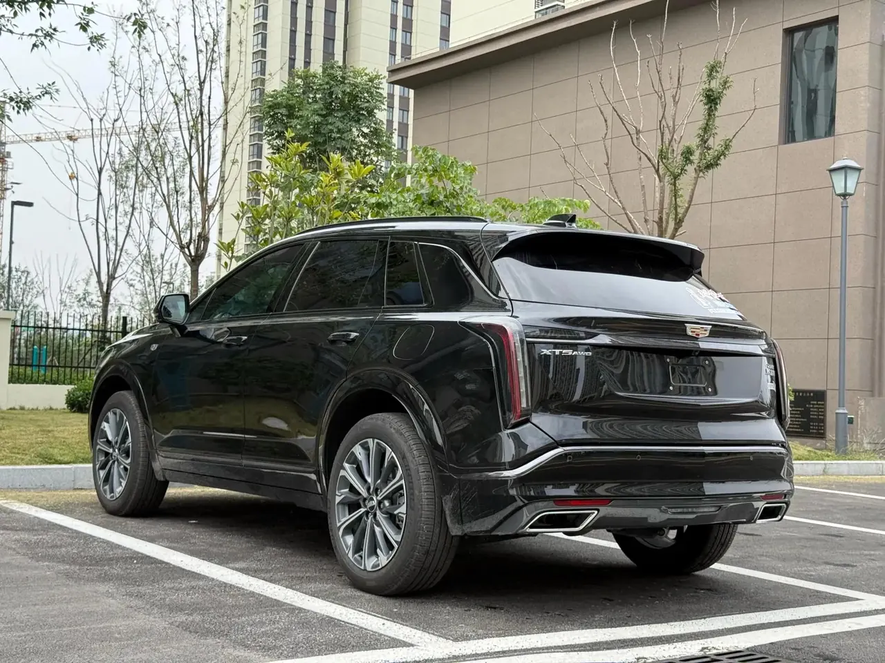Cadillac XT5 2025 model, 2.0T all-wheel-drive luxury version 7