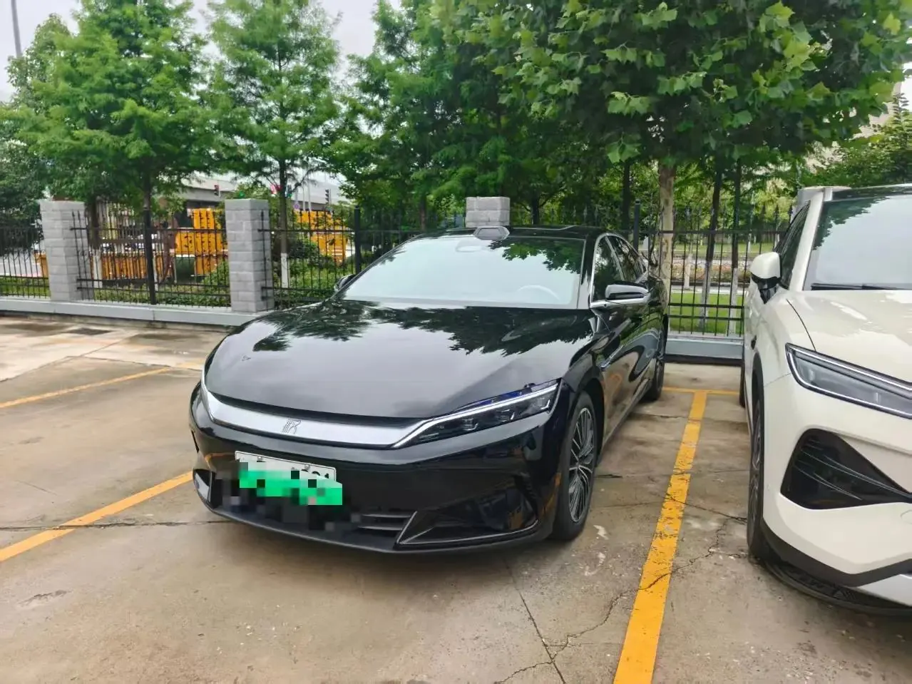 BYD 2025 Han DM-i 1.5T stepless 125KM laser Radar intelligent driving automatic gear 2