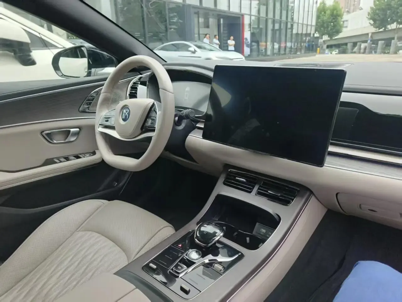 BYD 2025 Han DM-i 1.5T stepless 125KM laser Radar intelligent driving automatic gear 3
