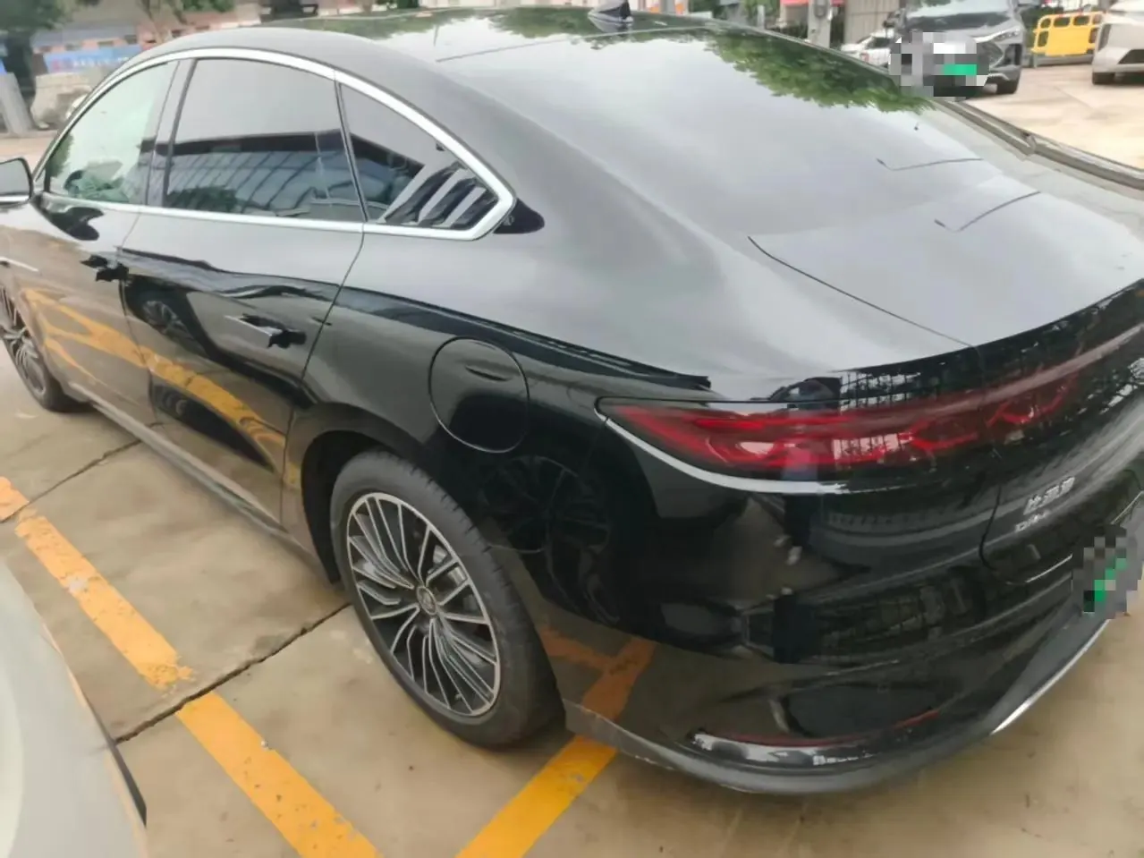 BYD 2025 Han DM-i 1.5T stepless 125KM laser Radar intelligent driving automatic gear 5