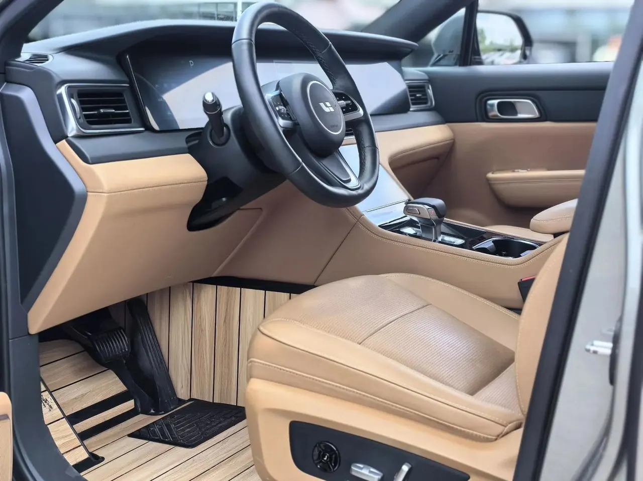 Li ONE 2021 Range-Extended 6-Seater Version 6